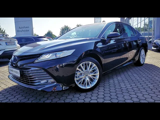 2020 toyota camry hybrid / executive